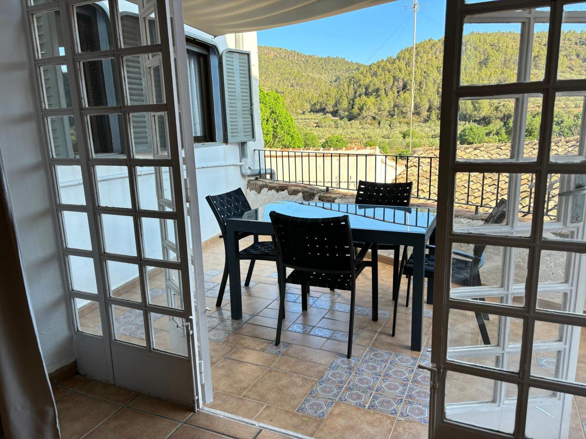 Piso En Vall De Almonacid Con Vistas, Aire Acondicionado, Wifi Y Smart Tv Eksteriør bilde