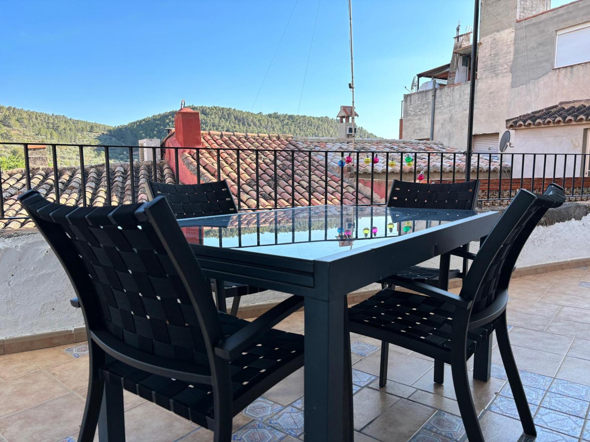 Piso En Vall De Almonacid Con Vistas, Aire Acondicionado, Wifi Y Smart Tv Eksteriør bilde