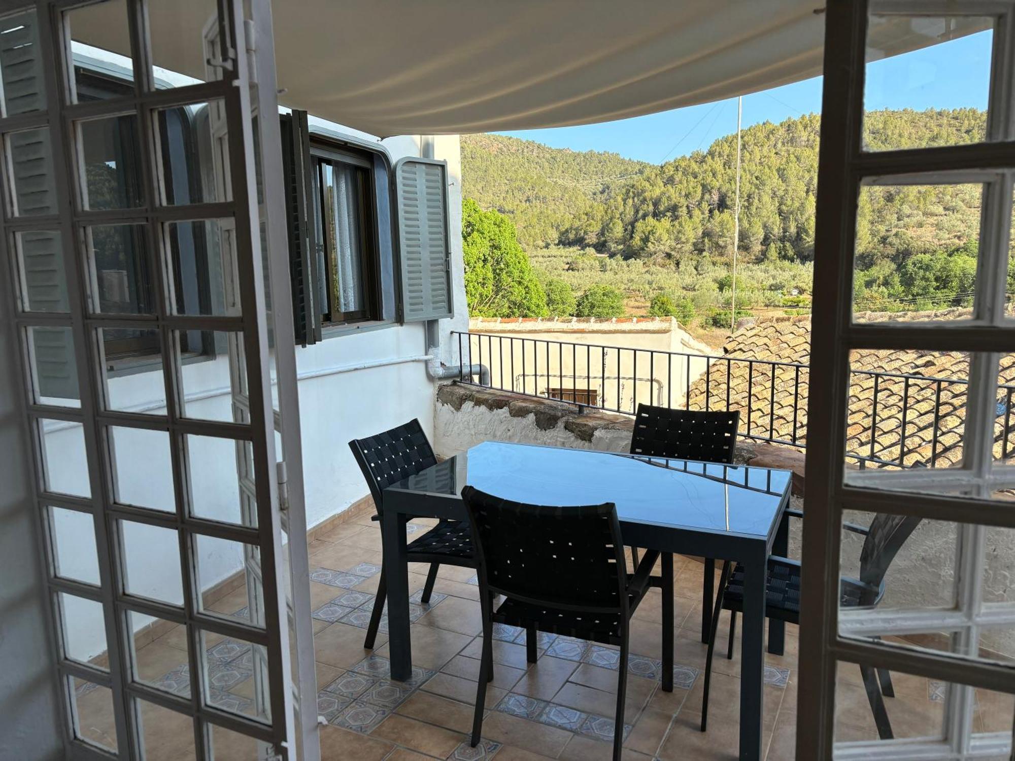 Piso En Vall De Almonacid Con Vistas, Aire Acondicionado, Wifi Y Smart Tv Eksteriør bilde